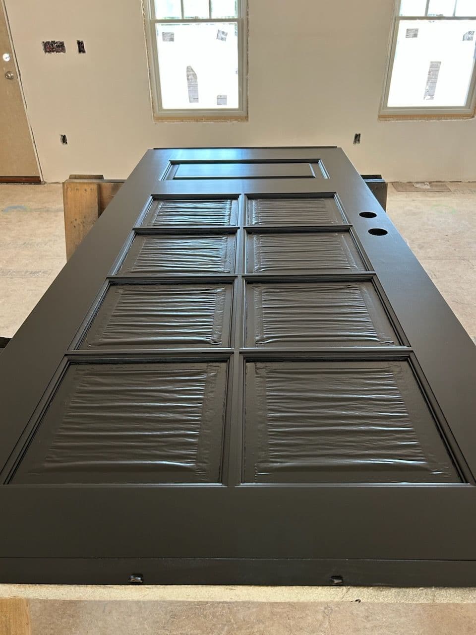 Gallery photos for Stunning Door Makeover with Spray Painting: Image #1