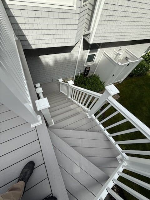 Elevate Your Deck with Stunning Staining